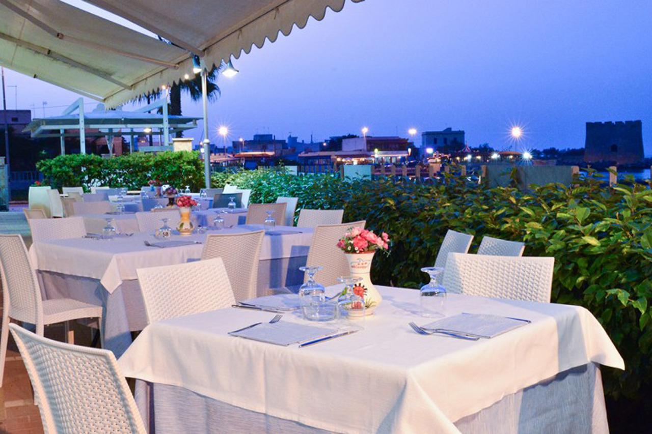 Hotel Mirage Torre Santa Sabina Extérieur photo
