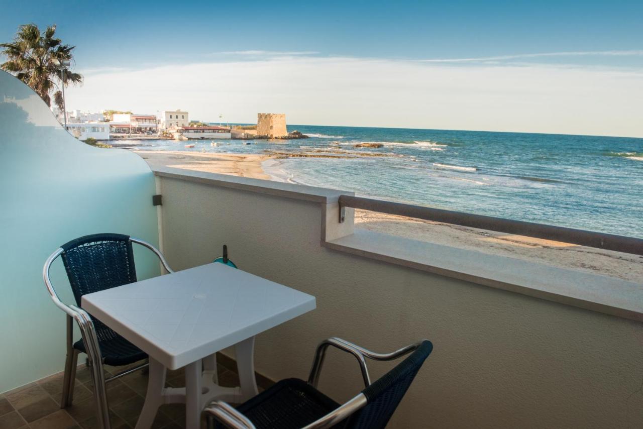 Hotel Mirage Torre Santa Sabina Chambre photo